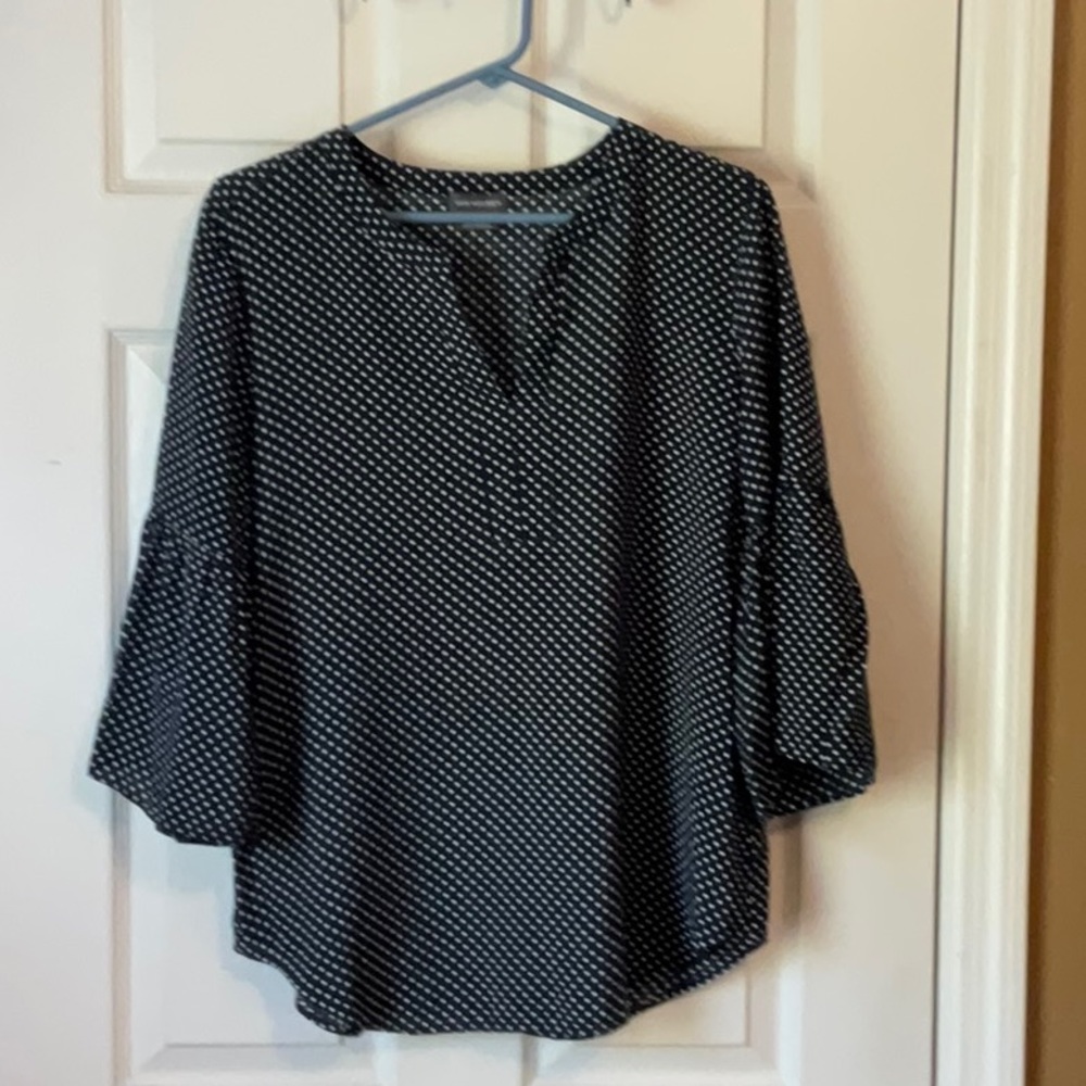 Van Heusen Women’s V-Neck 3/4 Ballon Sleeves Polka Dots Pull Top Size Medium